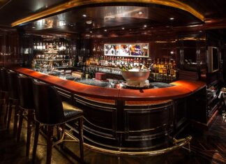 2002년 겨울, 신촌 바에서 경험한 귀신 이야기