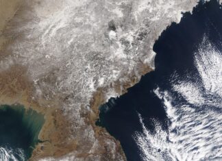 2004년 3월 대한민국을 강타한 폭설, 경부고속도로가 얼어붙다!